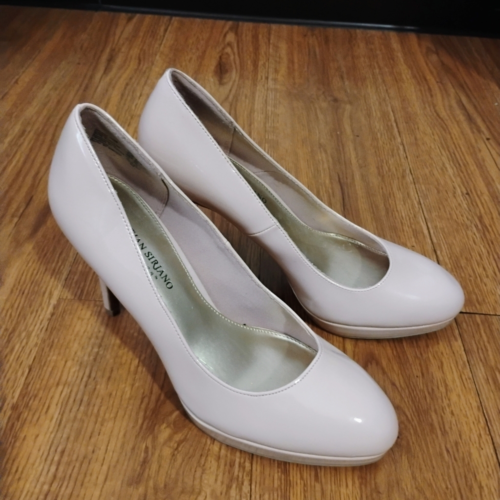 Elegant Pink Pumps